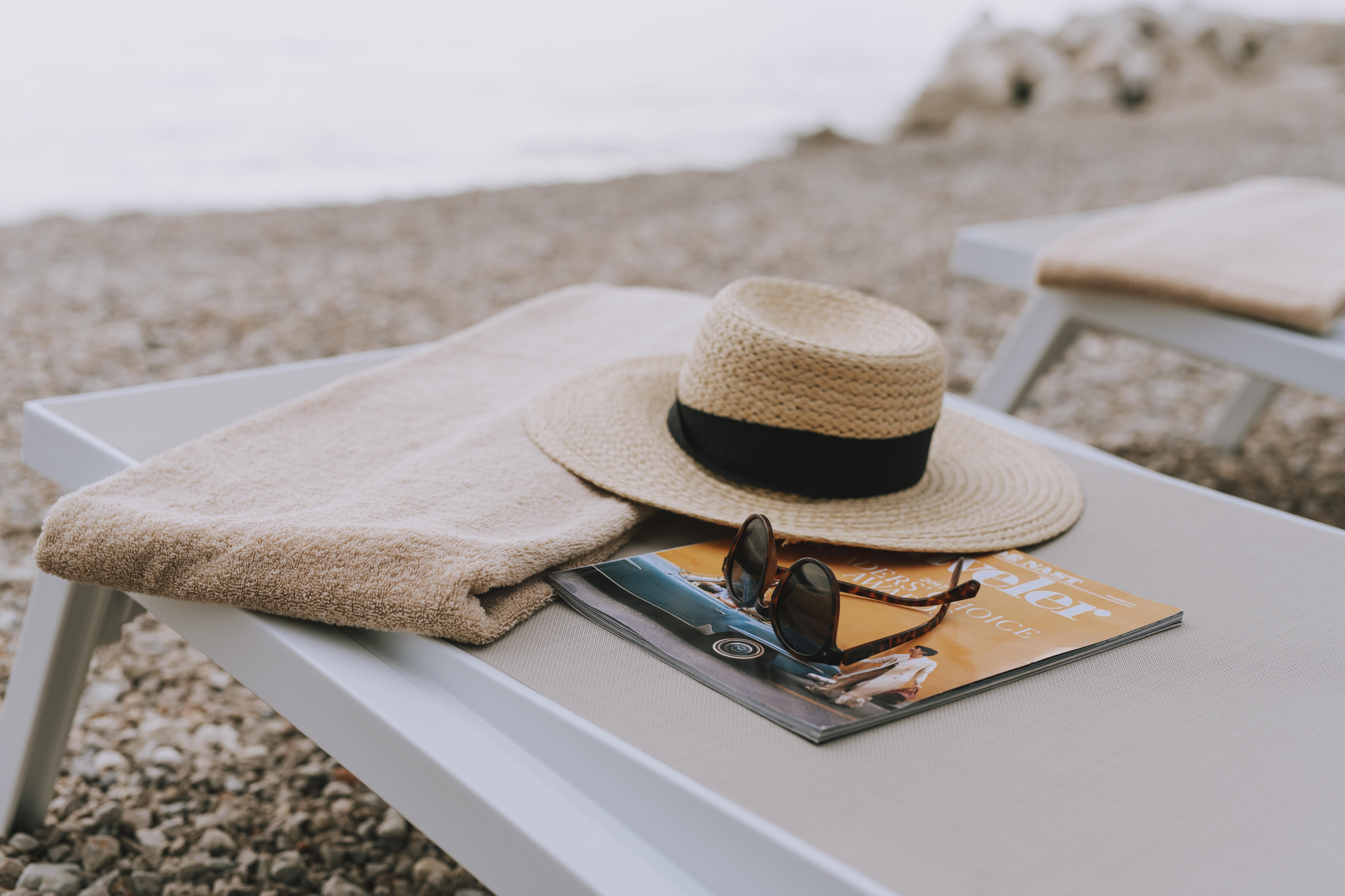 Hotel Miramare Crikvenica Exterior foto A beach hat
