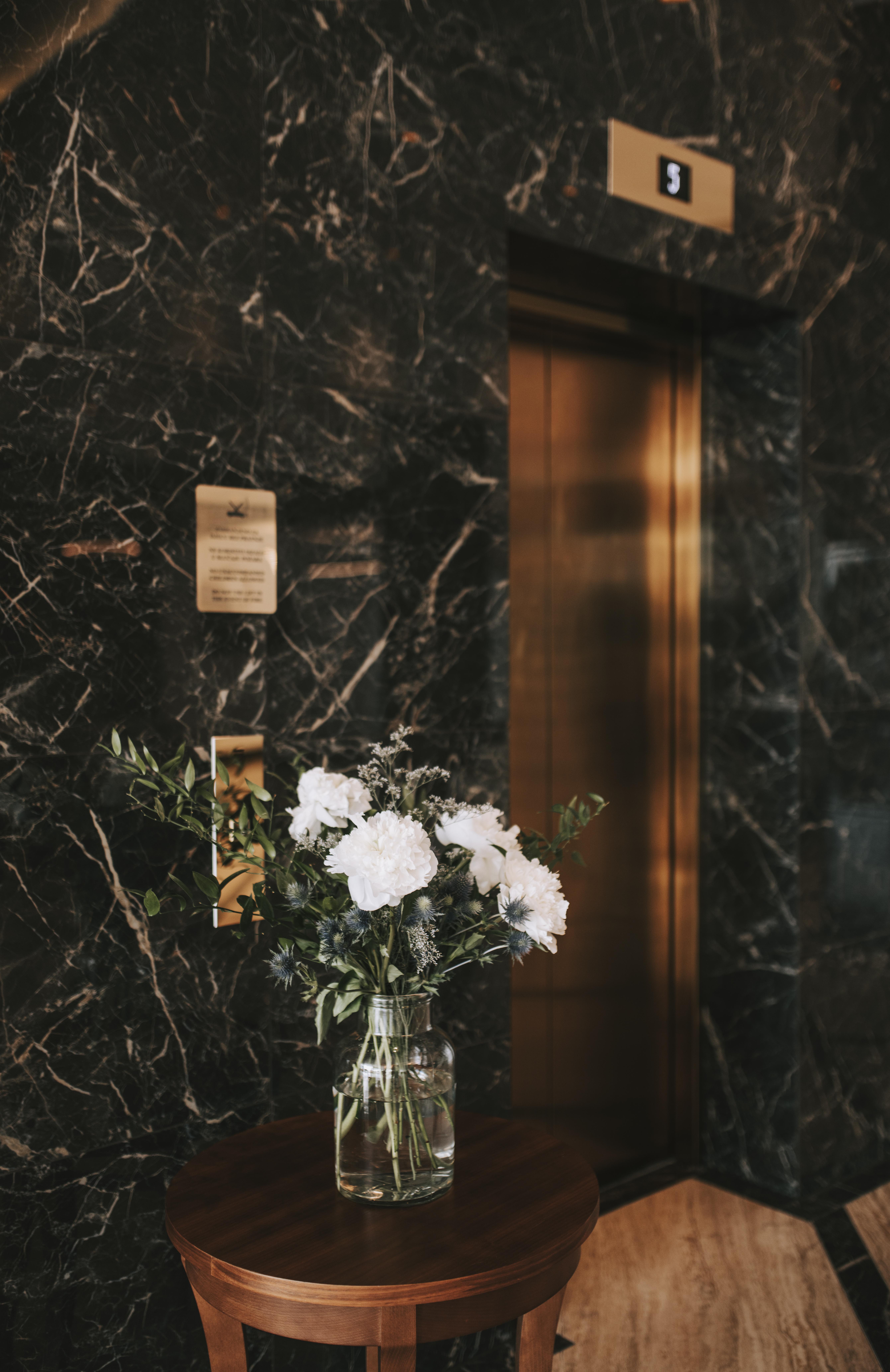 Hotel Miramare Crikvenica Exterior foto The elevator to the 100th floor